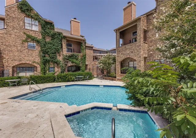 Photo 2 of Sale Pending at 6006 Auburndale Ave #D, Dallas, TX 75205 | MLS# 21321401 | Listing updated on 2026-09-10