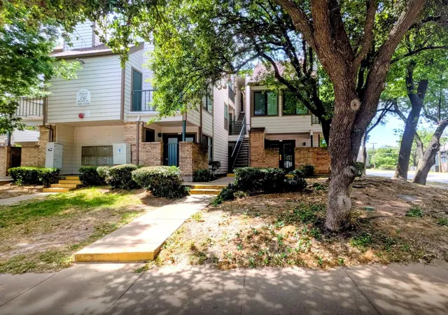 Photo 2 of Condo for sale at 2312 Balsam Dr #A303, Arlington, TX 76006 | MLS# 21321806 | Listing updated on 2026-09-14