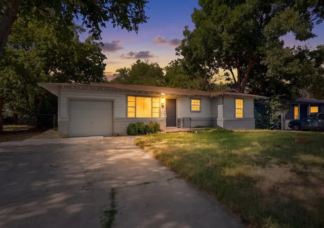 Photo 1 of Single family home for sale at 5573 Burton Ave, Fort Worth, TX 76119 | MLS# 21321948 | Listing updated on 2026-09-11