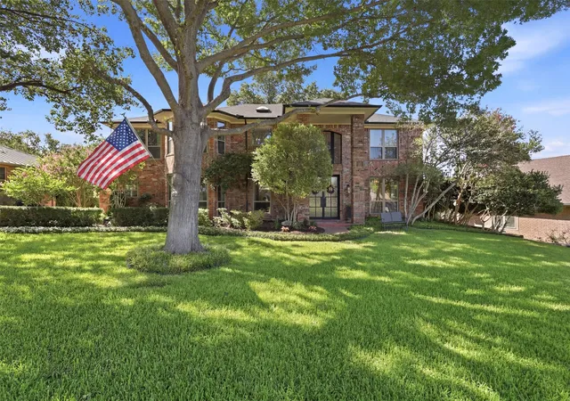 Photo 1 of Single family home for sale at 7621 Woodside Hl, Fort Worth, TX 76179 | MLS# 21314377 | Listing updated on 2026-09-11
