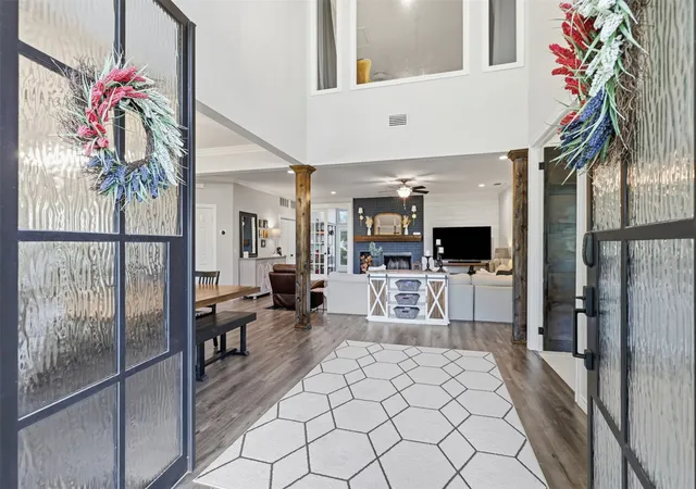 Photo 4 of Single family home for sale at 7621 Woodside Hl, Fort Worth, TX 76179 | MLS# 21314377 | Listing updated on 2026-09-11