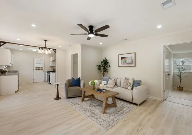 Photo 4 of Single family home for sale at 4121 Alamo Ave, Fort Worth, TX 76107 | MLS# 21322126 | Listing updated on 2026-09-14