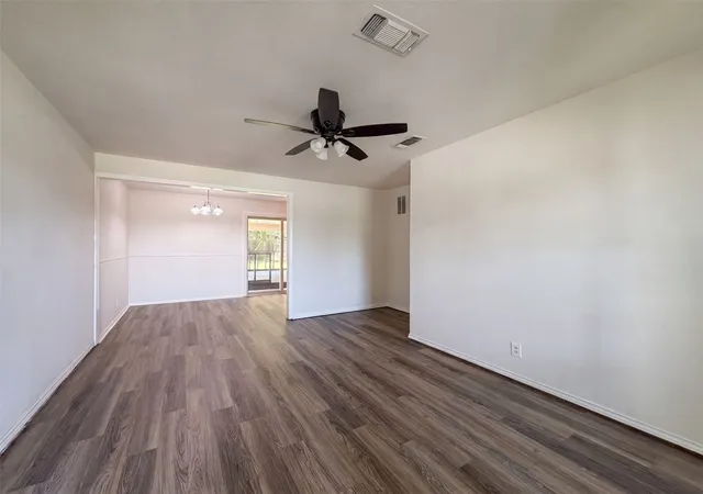 Photo 3 of Sale Pending at 2549 Steven Dr, Denison, TX 75020 | MLS# 21322140 | Listing updated on 2026-10-01