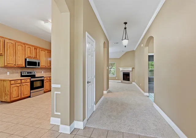 Photo 4 of Sale Pending at 1709 Fairway Dr, Sherman, TX 75090 | MLS# 21241338 | Listing updated on 2026-09-09