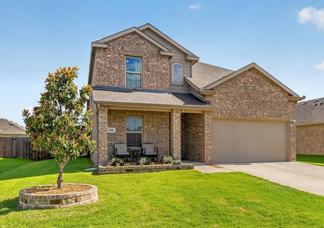 Photo 2 of Single family home for sale at 502 Azalea Dr, Nevada, TX 75173 | MLS# 21314871 | Listing updated on 2026-09-13