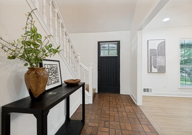 Photo 3 of Single family home for sale at 10830 Ferndale Rd, Dallas, TX 75238 | MLS# 21317343 | Listing updated on 2026-09-13