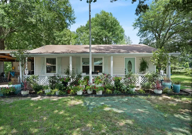 Photo 1 of Sale Pending at 806 Jeanell St, Quitman, TX 75783 | MLS# 21322468 | Listing updated on 2026-09-10