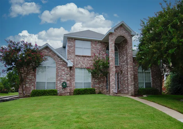 Photo 1 of Single family home for sale at 1685 Shannon Dr, Lewisville, TX 75077 | MLS# 21322503 | Listing updated on 2026-09-08