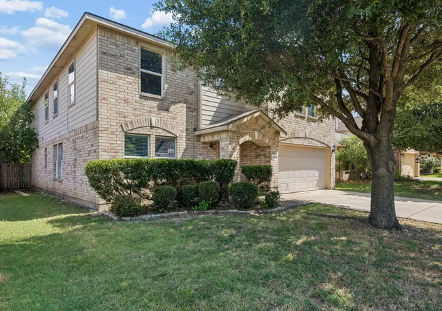 Photo 2 of Single family home for sale at 3924 Estrella Ct, Fort Worth, TX 76106 | MLS# 21317731 | Listing updated on 2026-09-15