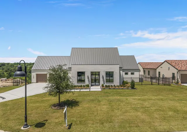 Photo 2 of Single family home for sale at 4608 Chablis Dr, Fort Worth, TX 76126 | MLS# 21322325 | Listing updated on 2026-09-12