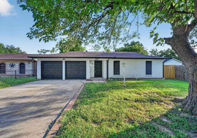 Photo 2 of Single family home for sale at 4325 Richard St, Forest Hill, TX 76119 | MLS# 21322820 | Listing updated on 2026-09-08