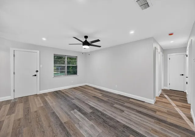 Photo 4 of Single family home for sale at 4325 Richard St, Forest Hill, TX 76119 | MLS# 21322820 | Listing updated on 2026-09-08