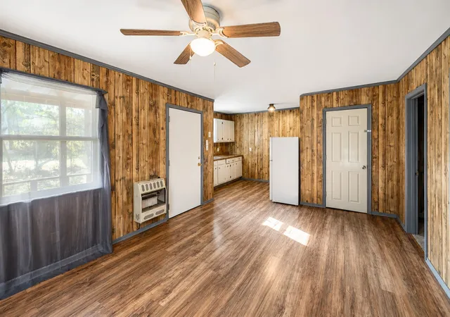 Photo 2 of Single family home for sale at 1980 Apache Rd, Quinlan, TX 75474 | MLS# 21322846 | Listing updated on 2026-07-30