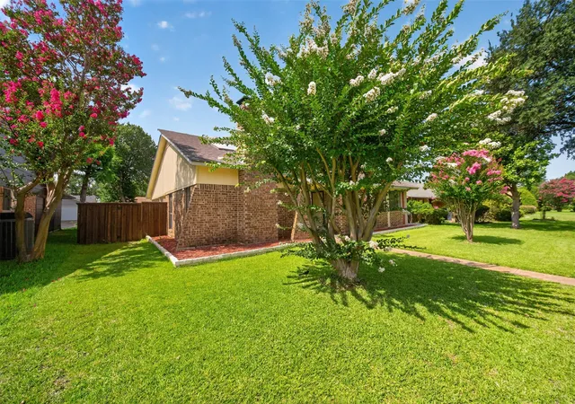 Photo 3 of Sale Pending at 1722 Leicester St, Garland, TX 75044 | MLS# 21320264 | Listing updated on 2026-09-09