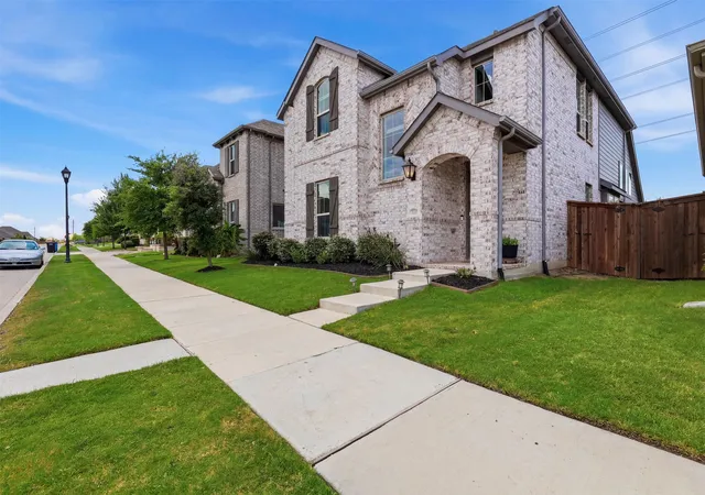 Photo 3 of Single family home for sale at 12325 Hulson Trl, Haslet, TX 76052 | MLS# 21316686 | Listing updated on 2026-09-11