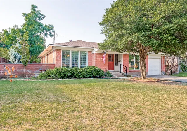 Photo 3 of Single family home for sale at 8938 Lockhaven Dr, Dallas, TX 75238 | MLS# 21322230 | Listing updated on 2026-10-04