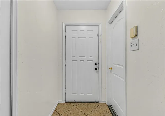 Photo 4 of Single family home for sale at 3423 Hickory Hill Dr, Arlington, TX 76014 | MLS# 21320590 | Listing updated on 2026-08-01