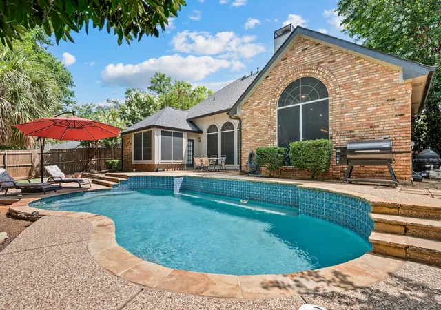 Photo 2 of Single family home for sale at 3312 Heather Glen Dr, Flower Mound, TX 75028 | MLS# 21321798 | Listing updated on 2026-10-01
