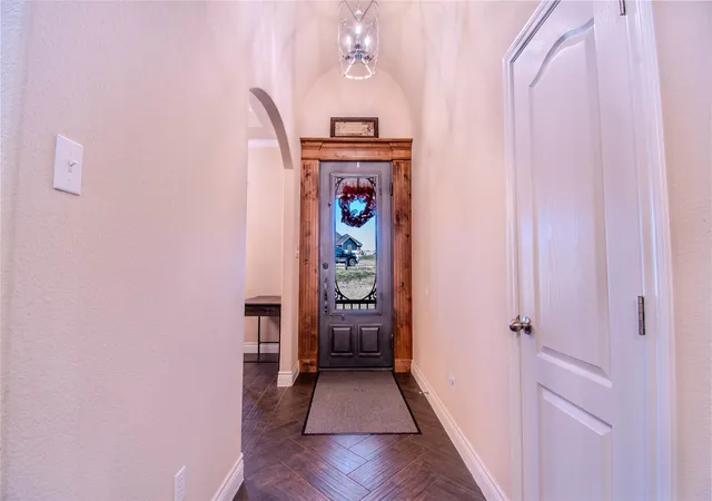 Photo 3 of Single family home for sale at 1009 Sky Ct, Weatherford, TX 76085 | MLS# 21323328 | Listing updated on 2026-07-31