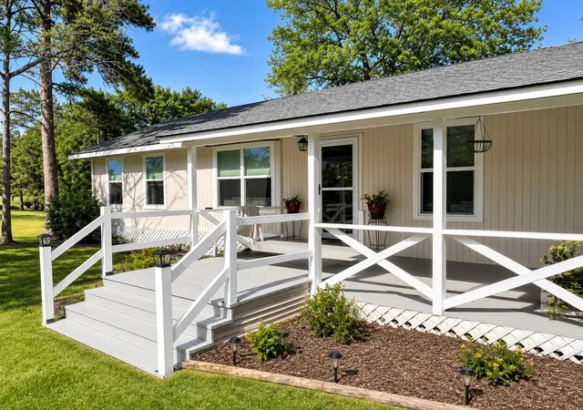 Photo 4 of Sale Pending at 10038 County Road 313, Tyler, TX 75706 | MLS# 21323345 | Listing updated on 2026-09-15