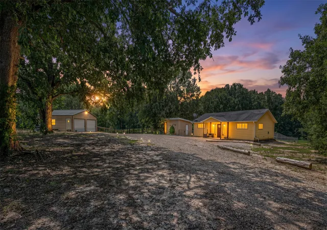 Photo 1 of Sale Pending at 111 Private Road 6980, Alba, TX 75410 | MLS# 21321994 | Listing updated on 2026-09-27