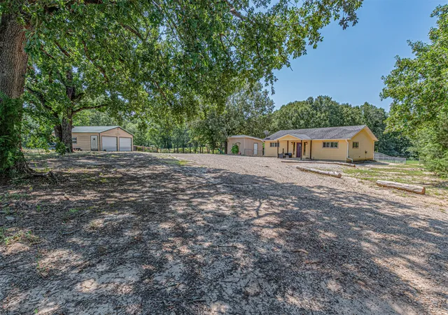 Photo 2 of Sale Pending at 111 Private Road 6980, Alba, TX 75410 | MLS# 21321994 | Listing updated on 2026-09-27