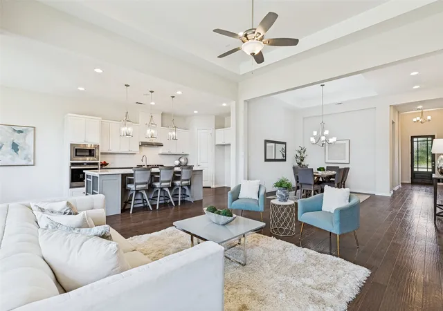Photo 3 of Sale Pending at 2921 Renmuir Dr, Prosper, TX 75078 | MLS# 21309235 | Listing updated on 2026-09-18