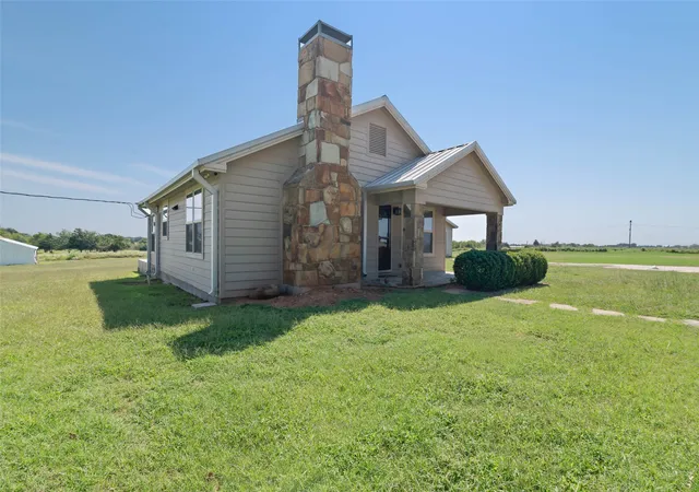 Photo 1 of Single family home for sale at 3200 County Road 155, Whitesboro, TX 76273 | MLS# 21323661 | Listing updated on 2026-09-14