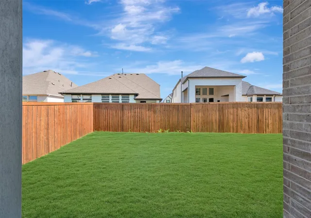Photo 3 of Single family home for sale at 4216 Silver Spur Ct, Aubrey, TX 76227 | MLS# 21323901 | Listing updated on 2026-09-15
