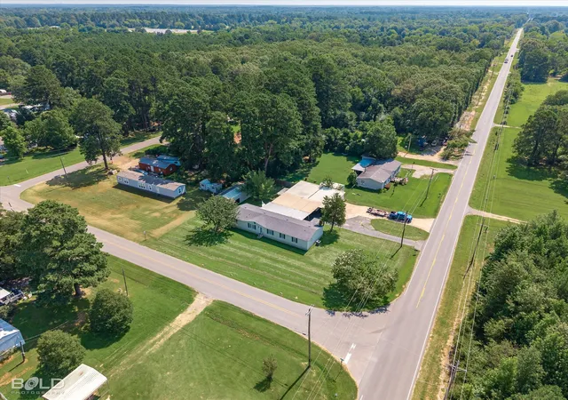 Photo 2 of Manufactured home for sale at 6846 Keithville Springridge Rd, Keithville, LA 71047 | MLS# 21323948 | Listing updated on 2026-09-09