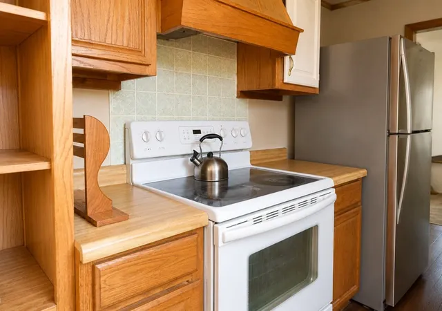 Photo 4 of Single family home for sale at 124 W Cedar Ln, Murchison, TX 75778 | MLS# 21323995 | Listing updated on 2026-09-12