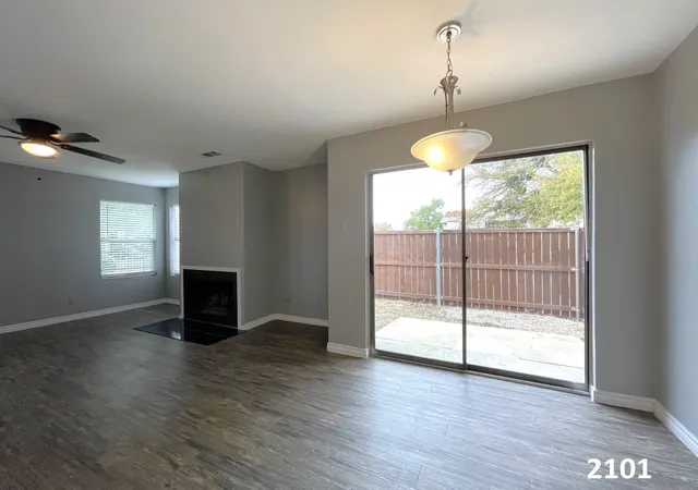 Photo 3 of House for sale at 2101, 2103, 2105, 2107 Knoll Crest Dr #2101, 2103, 2105, 2107, Arlington, TX 76014 | MLS# 21314999 | Listing updated on 2026-09-14