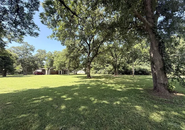 Photo 1 of Land for sale at 431 Pawnee Dr, Gordonville, TX 76245 | MLS# 21324010 | Listing updated on 2026-07-29