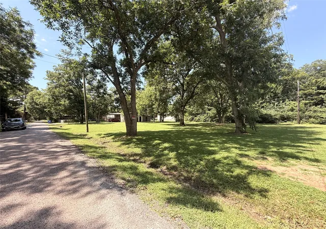 Photo 2 of Land for sale at 431 Pawnee Dr, Gordonville, TX 76245 | MLS# 21324010 | Listing updated on 2026-07-29