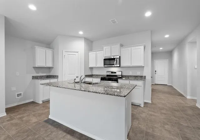 Photo 2 of Single family home for sale at 9413 Firedog Dr, Fort Worth, TX 76131 | MLS# 21324052 | Listing updated on 2026-09-10
