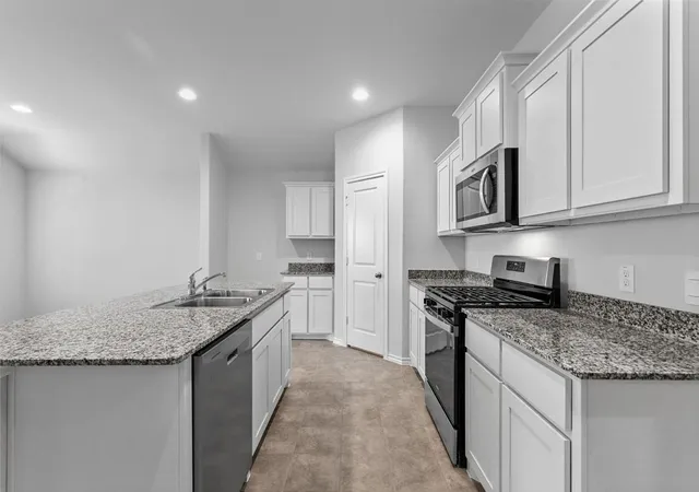 Photo 3 of Single family home for sale at 9413 Firedog Dr, Fort Worth, TX 76131 | MLS# 21324052 | Listing updated on 2026-09-10