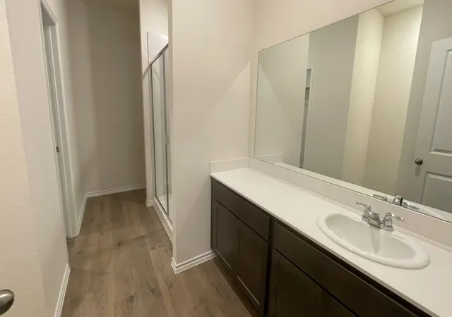 Photo 4 of Single family home for sale at 6015 Midsummer Wy, Crandall, TX 75114 | MLS# 21324147 | Listing updated on 2026-10-02