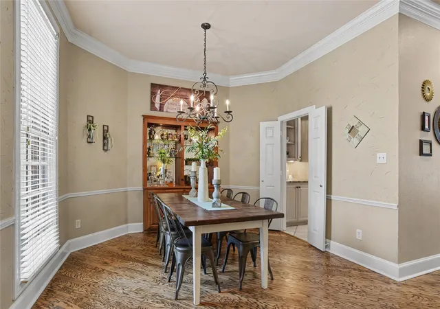 Photo 3 of Sale Pending at 4 Griffith Ct, Terrell, TX 75160 | MLS# 21324161 | Listing updated on 2026-09-10