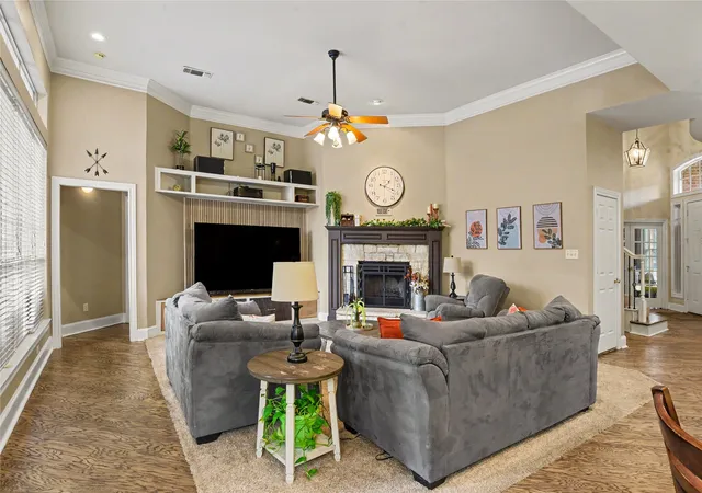Photo 3 of Sale Pending at 4 Griffith Ct, Terrell, TX 75160 | MLS# 21324161 | Listing updated on 2026-09-10