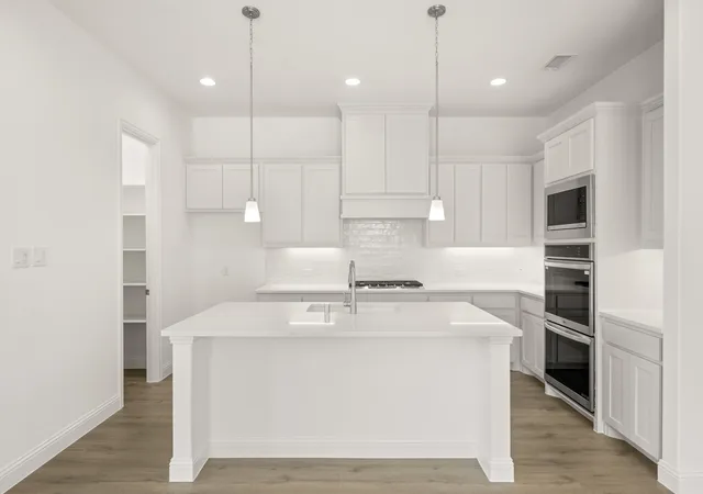 Photo 4 of Single family home for sale at 2662 Hot Springs Dr, Denton, TX 76210 | MLS# 21324198 | Listing updated on 2026-09-10