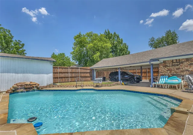 Photo 1 of Single family home for sale at 2709 El Paso Wy, Mesquite, TX 75150 | MLS# 21324246 | Listing updated on 2026-09-15