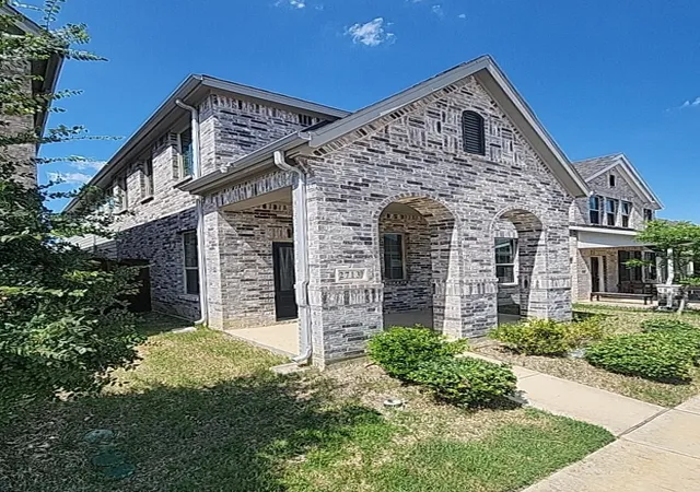 Photo 2 of Single family home for sale at 2713 Acadia Dr, Denton, TX 76210 | MLS# 21324279 | Listing updated on 2026-08-31