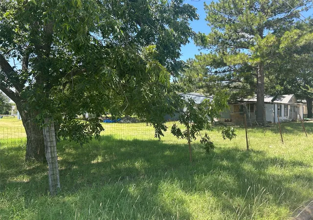 Photo 2 of Single family home for sale at 209, 203 W Church St, Olney, TX 76374 | MLS# 21324369 | Listing updated on 2026-07-29