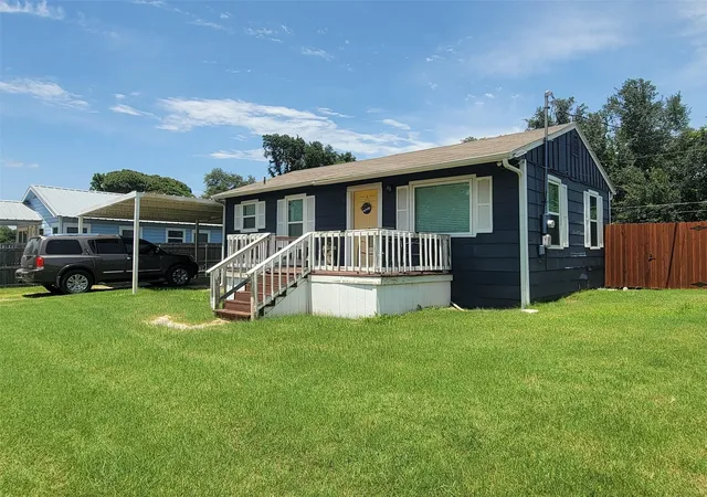 Photo 1 of Single family home for sale at 6601 Six J Ct, Granbury, TX 76049 | MLS# 21319134 | Listing updated on 2026-09-12