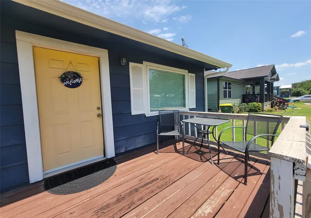 Photo 3 of Single family home for sale at 6601 Six J Ct, Granbury, TX 76049 | MLS# 21319134 | Listing updated on 2026-09-12