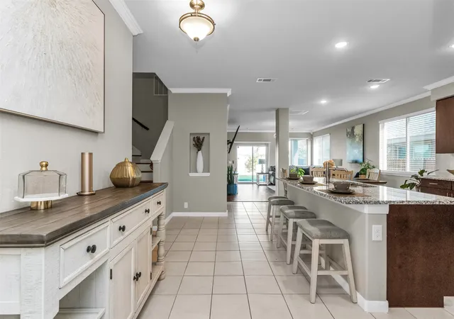 Photo 4 of Single family home for sale at 529 Bermuda Ave, Lancaster, TX 75146 | MLS# 21305053 | Listing updated on 2026-09-08