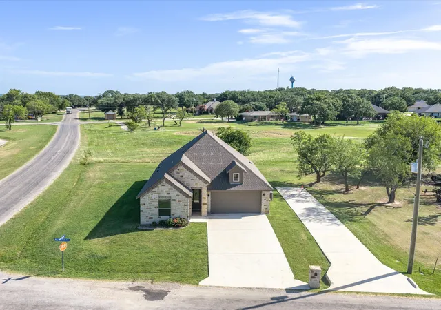 Photo 1 of Sale Pending at 648 Half Moon Wy, Bridgeport, TX 76426 | MLS# 21324423 | Listing updated on 2026-09-27