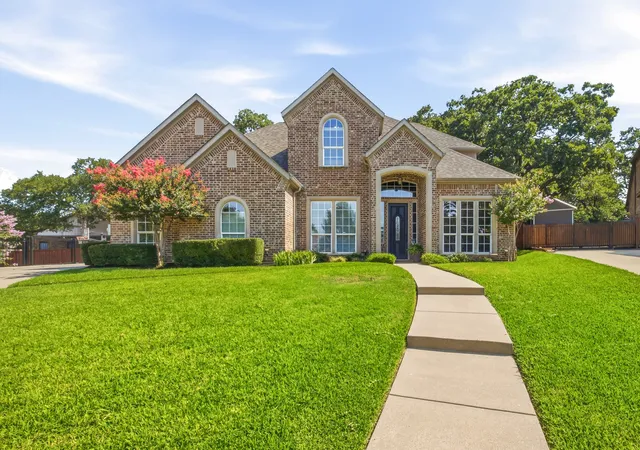 Photo 1 of Single family home for sale at 710 Knott Ct, Euless, TX 76039 | MLS# 21315864 | Listing updated on 2026-09-11