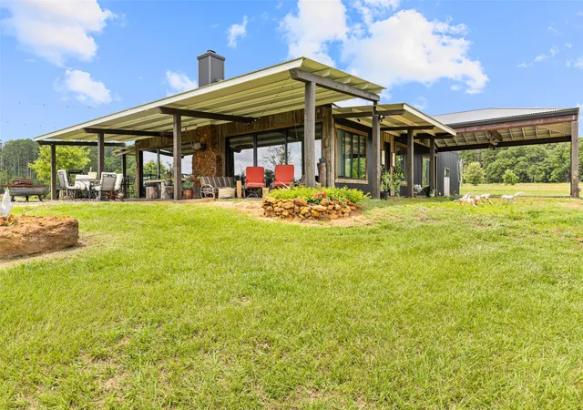 Photo 3 of Single family home for sale at 11476 Fm 1716, Henderson, TX 75652 | MLS# 21324744 | Listing updated on 2026-09-30
