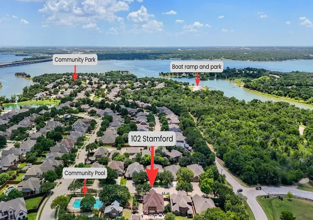 Photo 2 of Single family home for sale at 102 Stamford Dr, Lake Dallas, TX 75065 | MLS# 21317254 | Listing updated on 2026-09-13